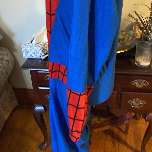 Spider-Man Hooded Pjs in Red and Blue - Picture 4 of 7